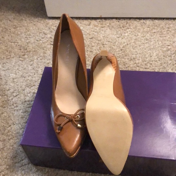 Nine West - Picture 2 of 4
